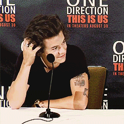 inpayne:  (ﾉ◕ヮ◕)ﾉ*:･ﾟ✧ embarrassed!harry (ﾉ◕ヮ◕)ﾉ*:･ﾟ✧