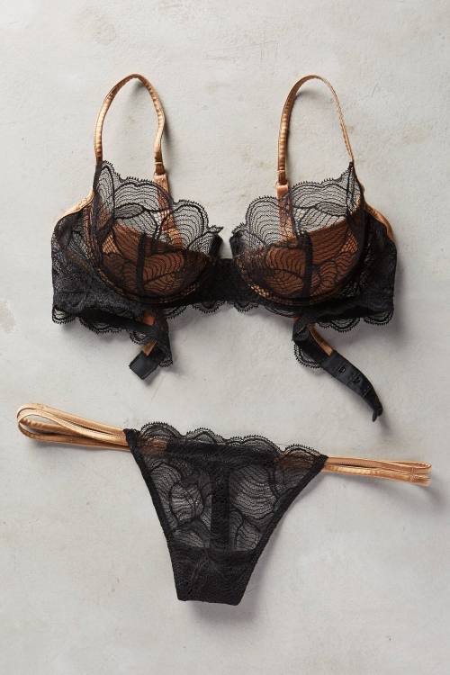 for-the-love-of-lingerie:La Perla