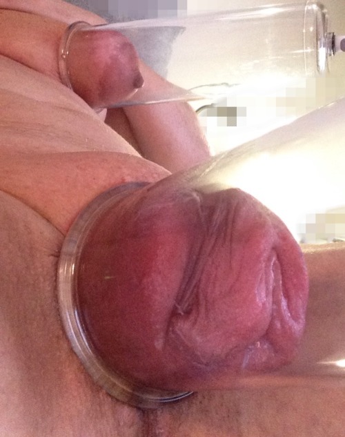 https://extreme-bondage.tumblr.com/post/129110207853