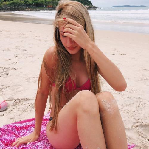 http://streetgrl.tumblr.com/post/155963303157