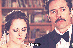 prettyfangs:  favorite scenes from The Twilight Saga [x]