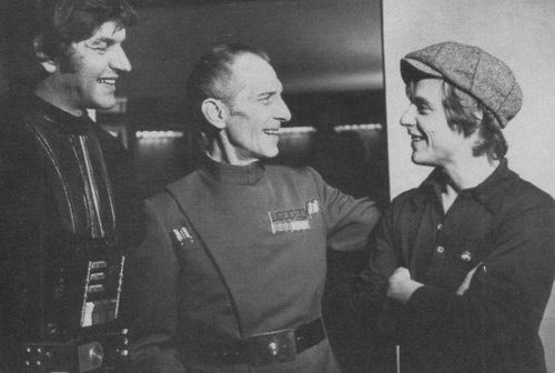 retrostarwarsstrikesback:Mark hamill, Peter Cushing and Dave Prowse behind the scenes of Star Wars 1