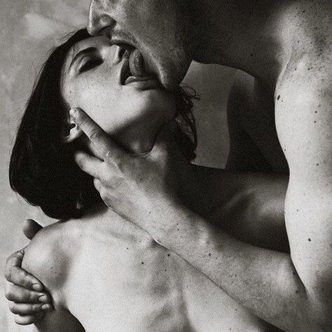 dumbworthlessfucktoys:  Consume her. 