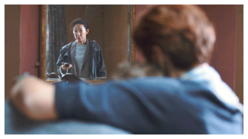  killing eve (2018-?) - 1x05 - i have a thing about bathrooms - exquisite cinematography (some of my