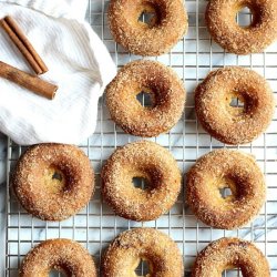 justyummyrecipes:  Baked Apple Cider Donuts