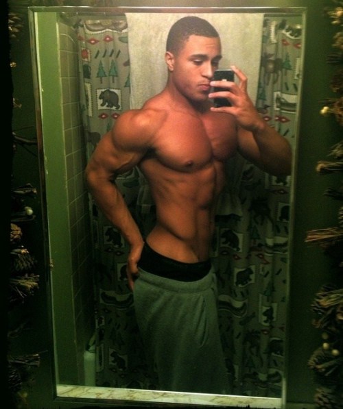 instaguys:  Guys with iPhones Source: gwip.me 