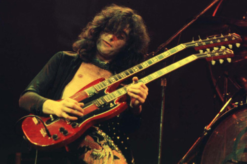 seiyuht:  Jimmy Page of Led Zeppelin 