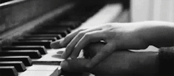https://69.media.tumblr.com/679c62ae8e57f7d1f34f8cc61a1f701e/tumblr_mw3mapz6Ne1t10mxgo1_400.gif