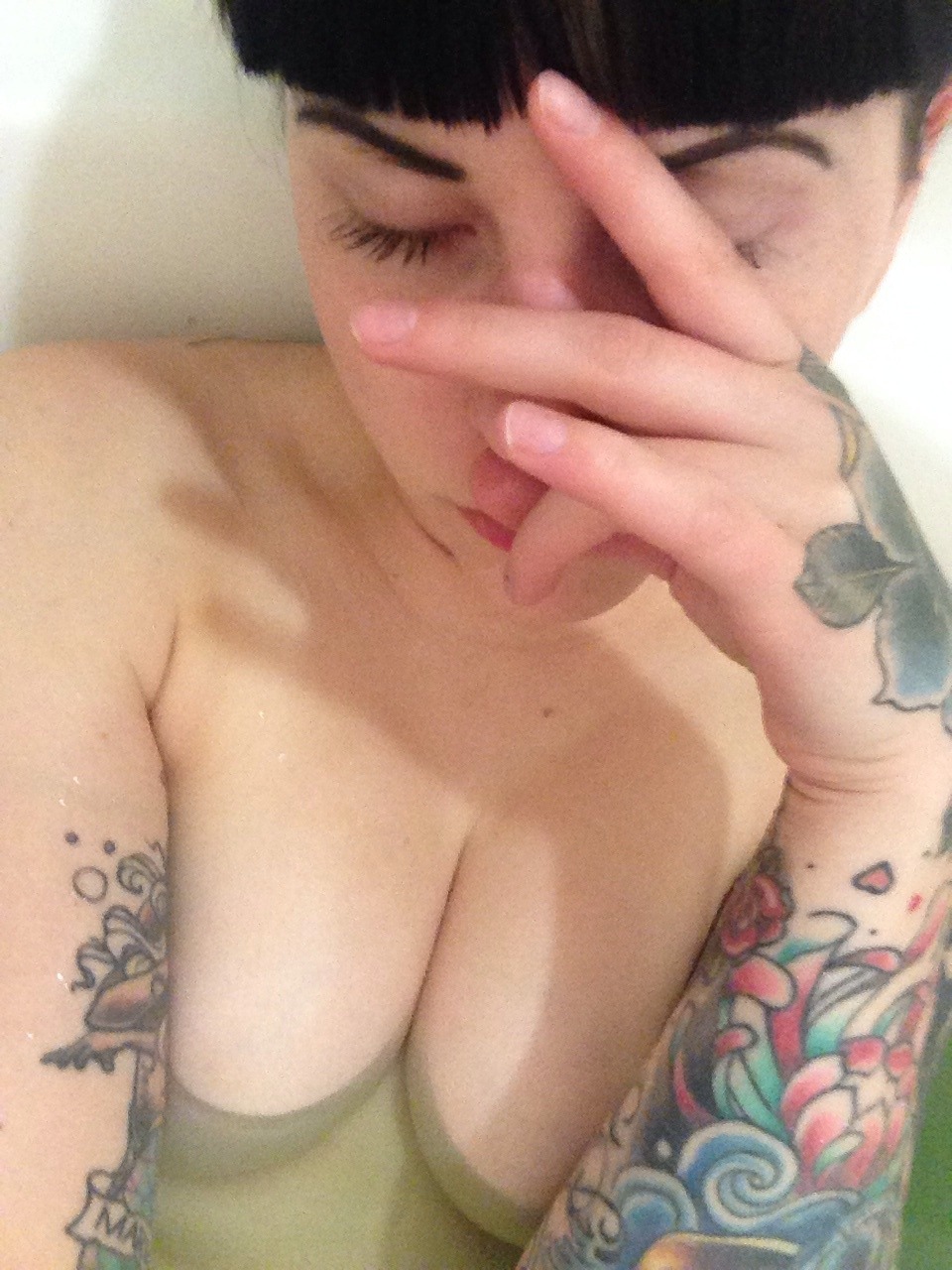 strangevibezz:  6 6 6 