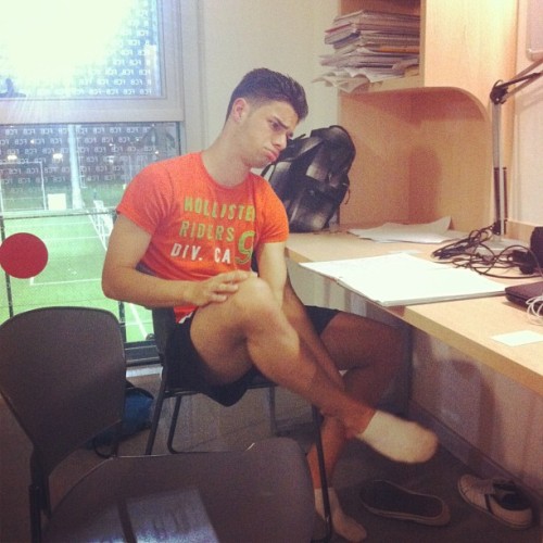 dannysocks.tumblr.com/post/117066239732/