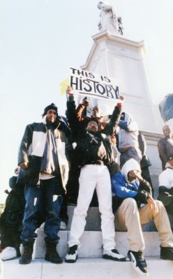 nefertiti–edgeskinky:  kacysimplylove:  stereoculturesociety:  CultureHISTORY: The Million Man March - 20th Anniversary (10/16/15)  Photos from EBONY magazine’s anniversary tribute. Full article here.   I swear it was so beautiful yesterday, y'all.