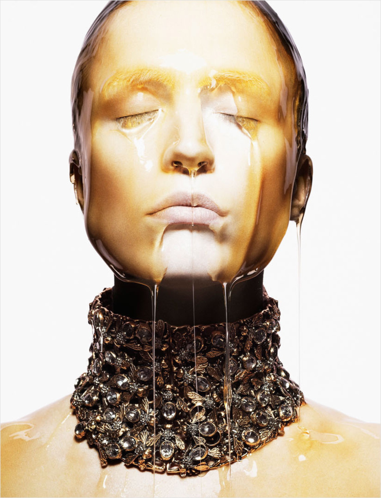 baetology:  honey moods // @thepapayastand