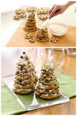 love-this-pic-dot-com: chocolate chip cookie christmas tree 