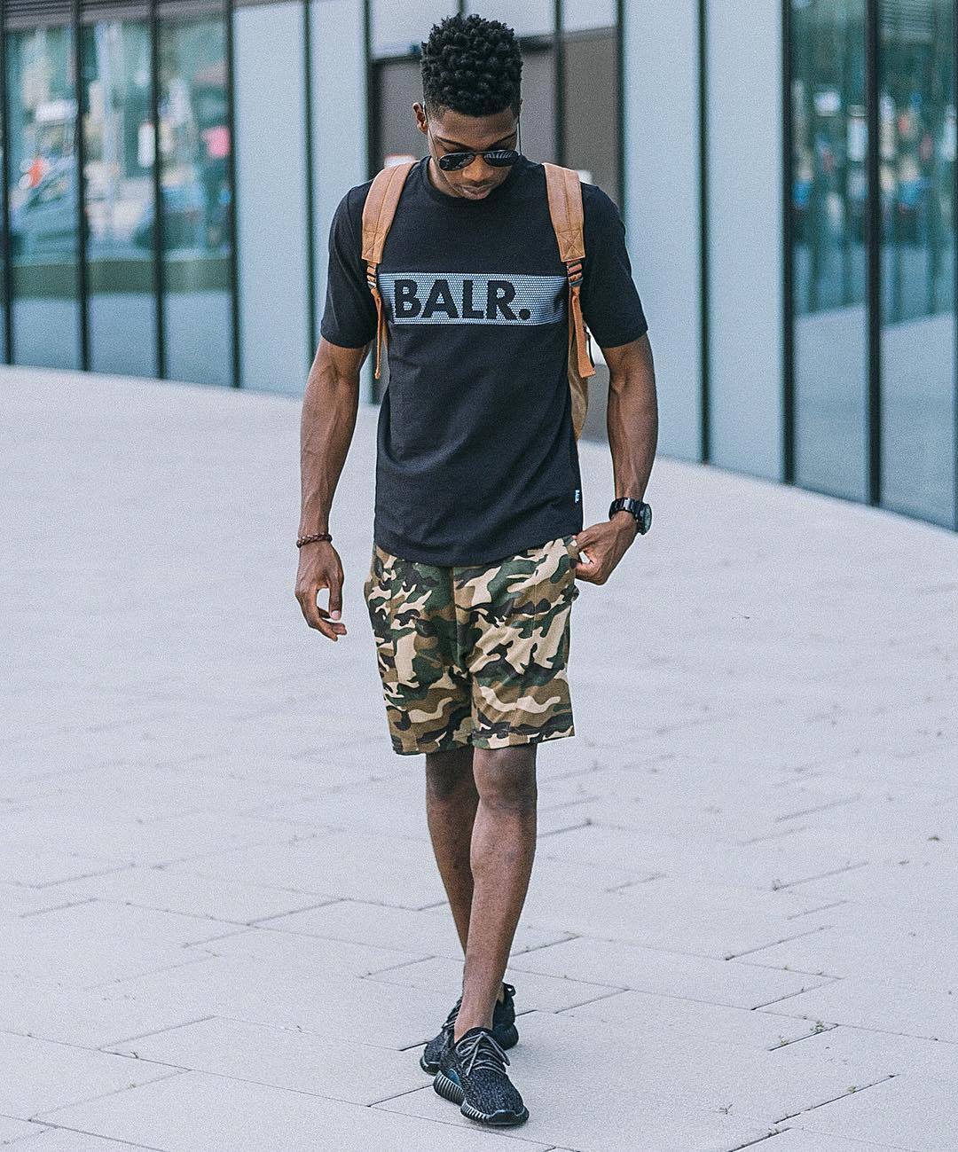 fuckyeahnosocks:  IG: @a_abraham_ http://ift.tt/29ti7XR