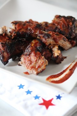 in-my-mouth:  BBQ Ribs with Homemade BBQ Sauce 