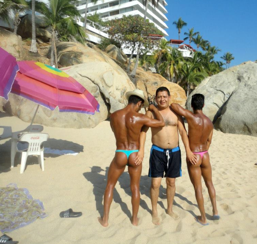nicethongbro:  Everyone loves a #ManThong