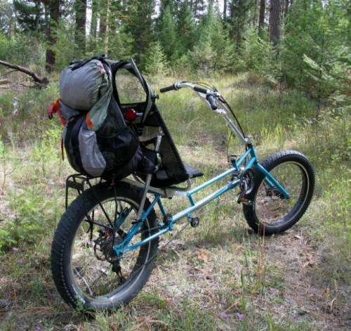 whyidontfatbike: My buddy showed up on a recumbent version… I wasn’t sure what to think.