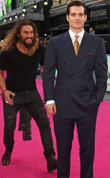 lovelynemesis: No one in the history of time has been happier to see Henry than Jason Momoa was at t