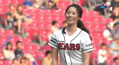 skytr4p:  shayman77:  vanillamode:  Shin Sooji’s first pitch (x)  What. The. Fuck. Glorious Korean master race at work.  how