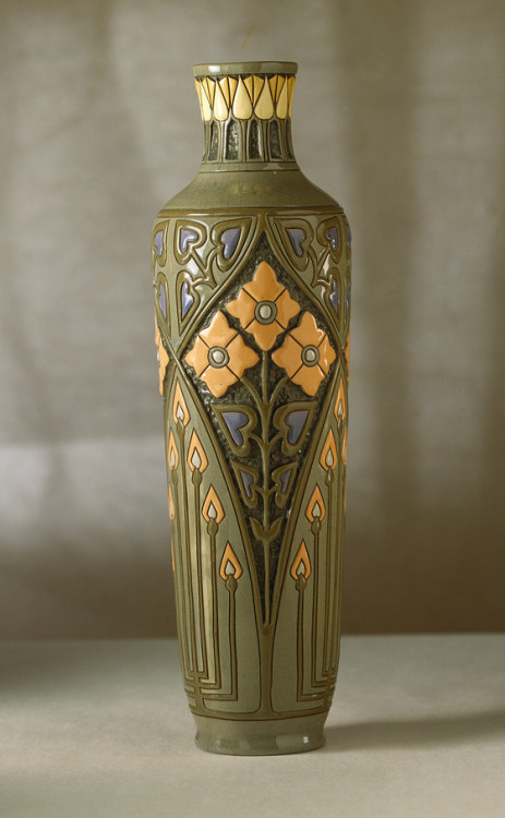 designobjectory: Della Robbia Vase made by Roseville Pottery (Ohio, Zanesville, 1890-1954) and desig