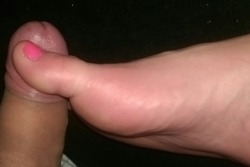 sleepyfootjob:  Sleepy footjob