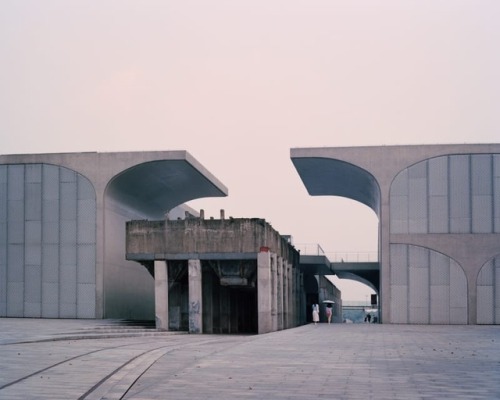 Long museum West Bund, Shanghai, Atelier Deshaus, 2014