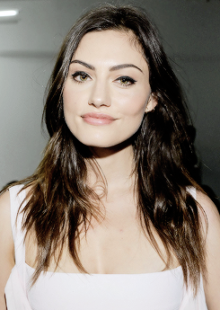 dailyptonkin:  Phoebe Tonkin attend the Dion Lee fashion show during Mercedes-Benz Fashion Week Spring 2015 in NYC (September 6, 2014)  