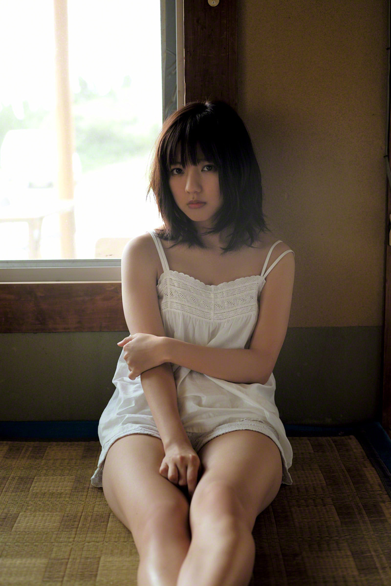 nisseboxx:  Erina Mano - Wani Books Gravure Channel Vol.130 - April 2015-Week 3 