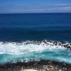 Check out the waves #wheredoyoutravel  (at Castle San Cristobal, Old San Juan, Pr)