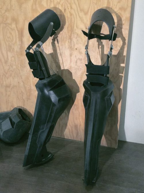 provoltagecosplay:  Installed stilts into Anubis’s lower leg parts and test fitting was successful 👍 I’m working on upper part of the legs now! ( ᐛ )و  By Ruby