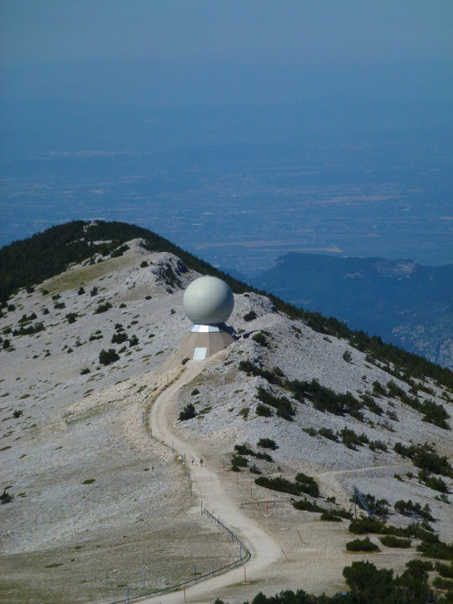 Francesco Petrarch, accompanied by his brother Gherardo, made an ascent of 6,263-foot (1,912-meters)