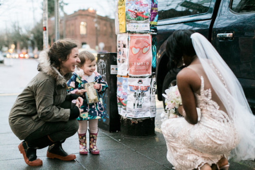 accras: awwww-cute: Little girl thinks bride adult photos
