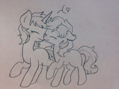 bubblepopmod:  Lyra and bonbon  <3!