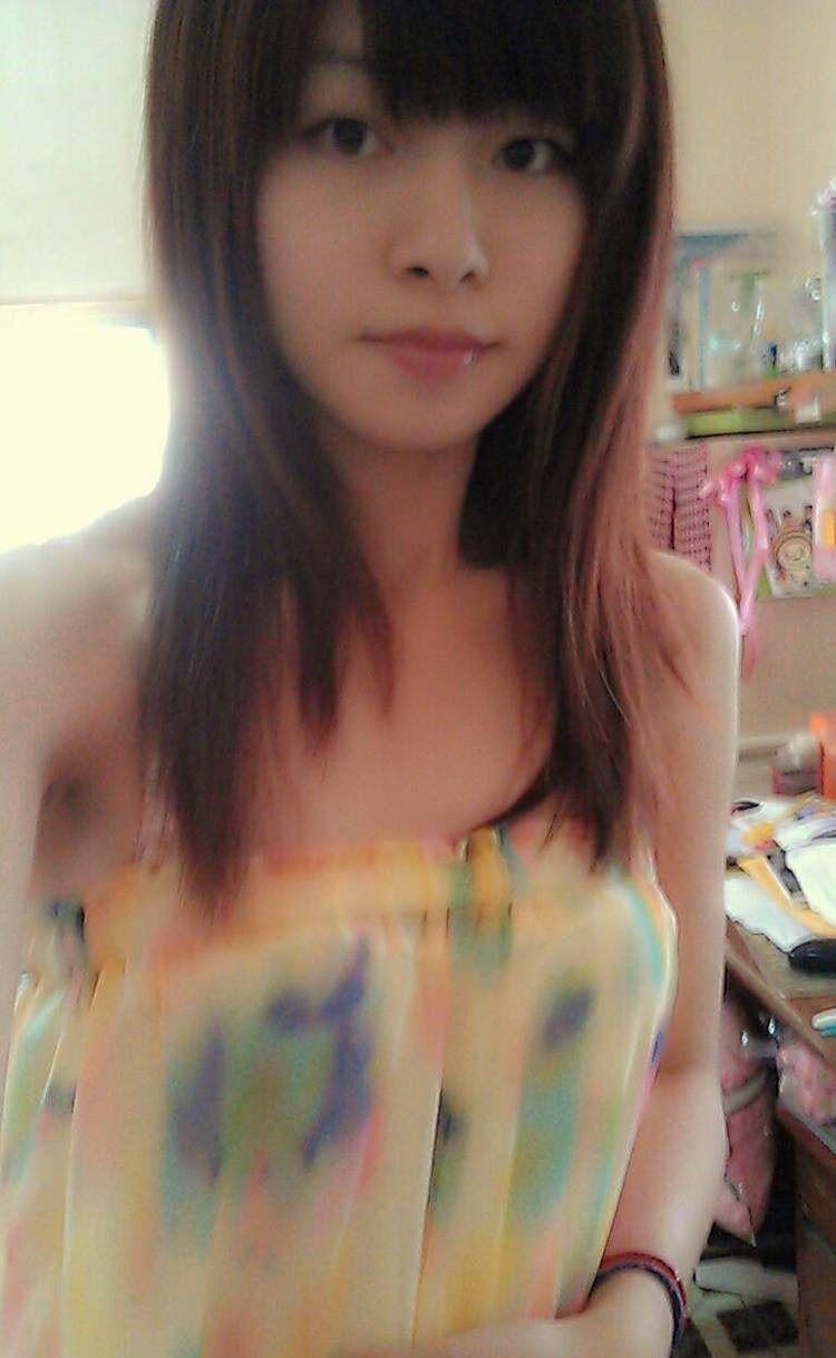 ashlvalice:  some say she’s from HK听说她来自香港