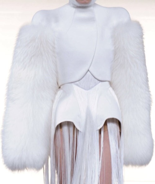 b4lenciag4: Thierry mugler fall 2012