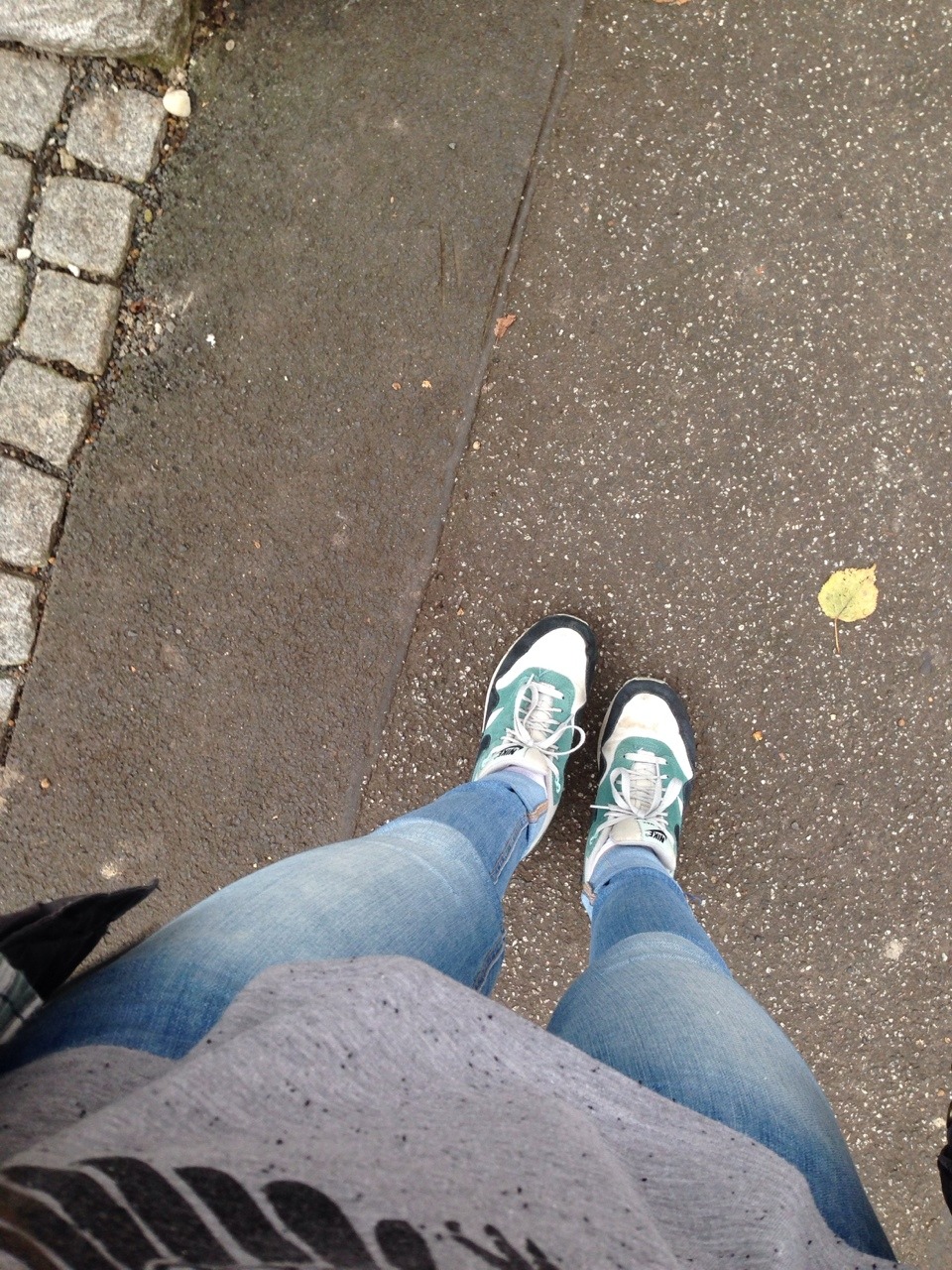 uncombined:  School insta: laurian_e 