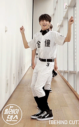 sungyooned:why are they liek this &gt;:(