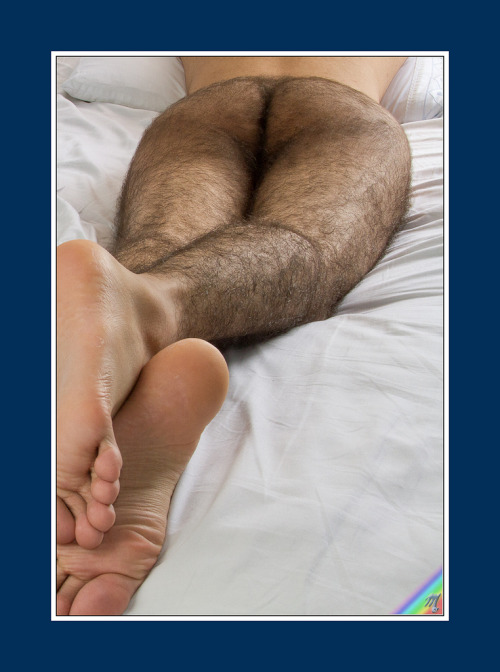 Male Feet, Legs & Butts