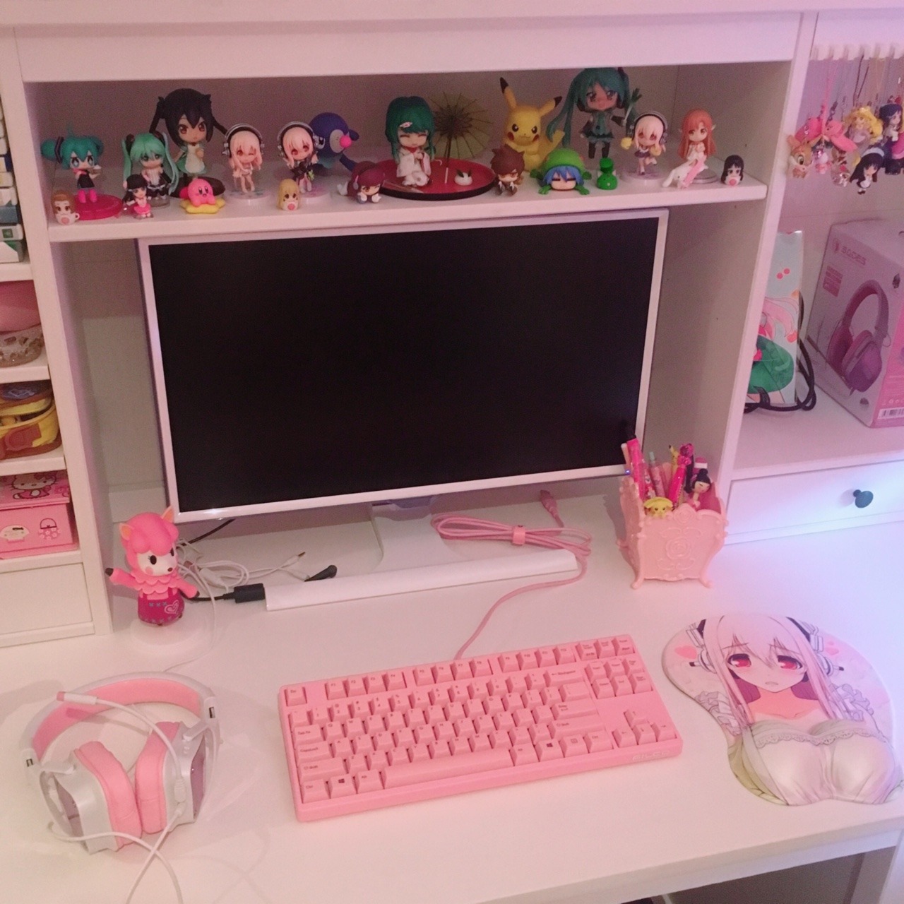 Featured image of post Pink Anime Setup Anime anime girls zero two darling in the franxx pink hair