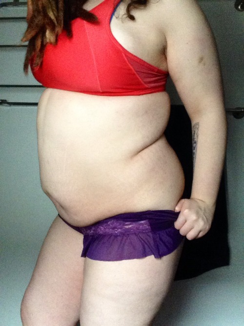 bellygoddess:  A bunch of belly I never posted