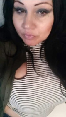 trevmartinez:  Bbw Latina with tattz on that