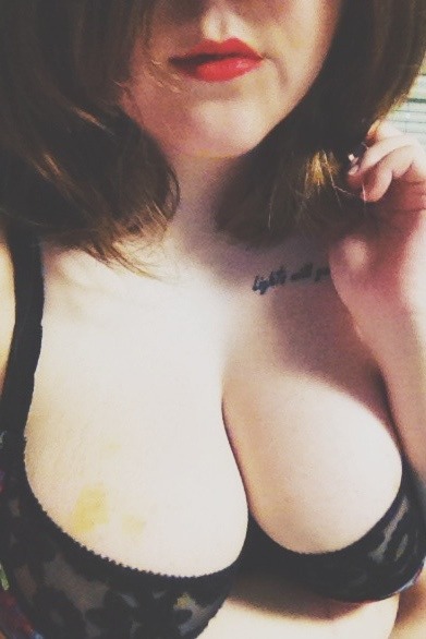boobs-butts-and-beyond:  My bestie is too beautiful