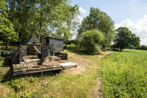 thenordroom: Rustic glamping in the English countryside THENORDROOM.COM - INSTAGRAM - PINTEREST - F