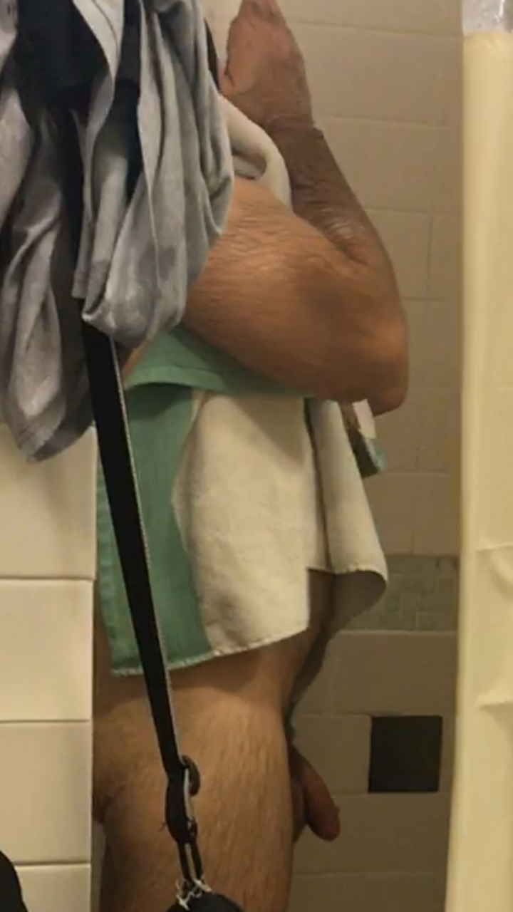 hornyguy4u69:  Tall Sexy Dark Haired Muscular Beefy Hairy Chested Big Smooth Balls
