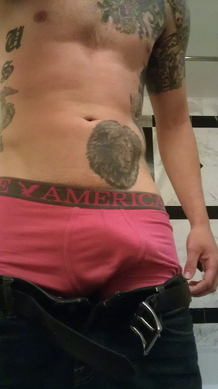 militarymencollection:  via http://marinecocks.tumblr.com/