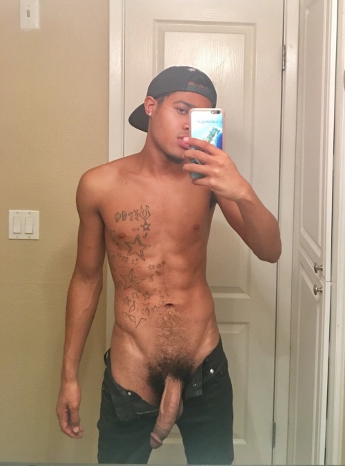 texaslove2013:  Follow me: http://texaslove2013.tumblr.comThanks to all of my 59,500+ followers!!! 🍆🍆🍆🍆