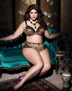 bag-of-brains:    Denise Bidot  