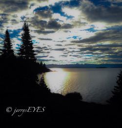 Sunrise over Lake Yellowstone (iPhone) on Flickr.