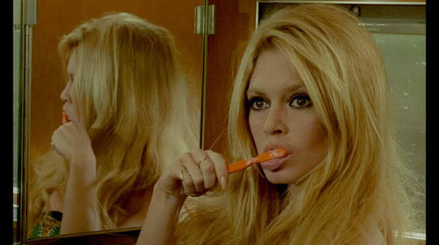 tamburina:  Brigitte Bardot in Les Femmes (1969)