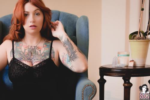 mrandmrseventwofive:  Buellher, “Untitled” from SuicideGirls -From Mr. 